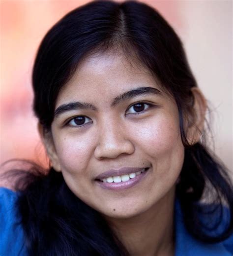 Lalaine Siruno – MIrreM.